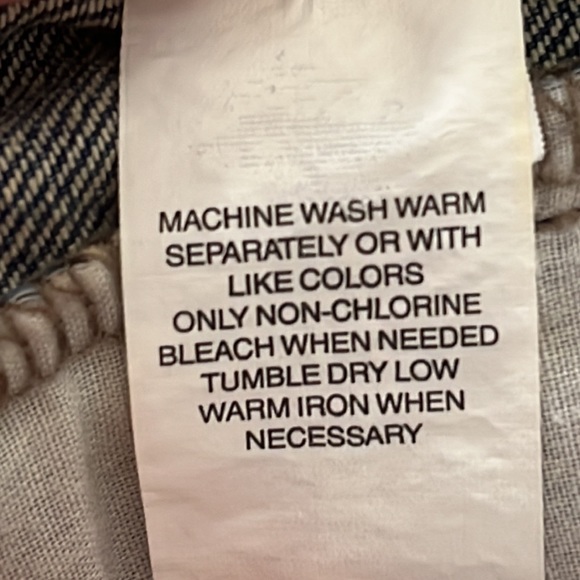 Boys jean jacket from Children’s place - Picture 9 of 10